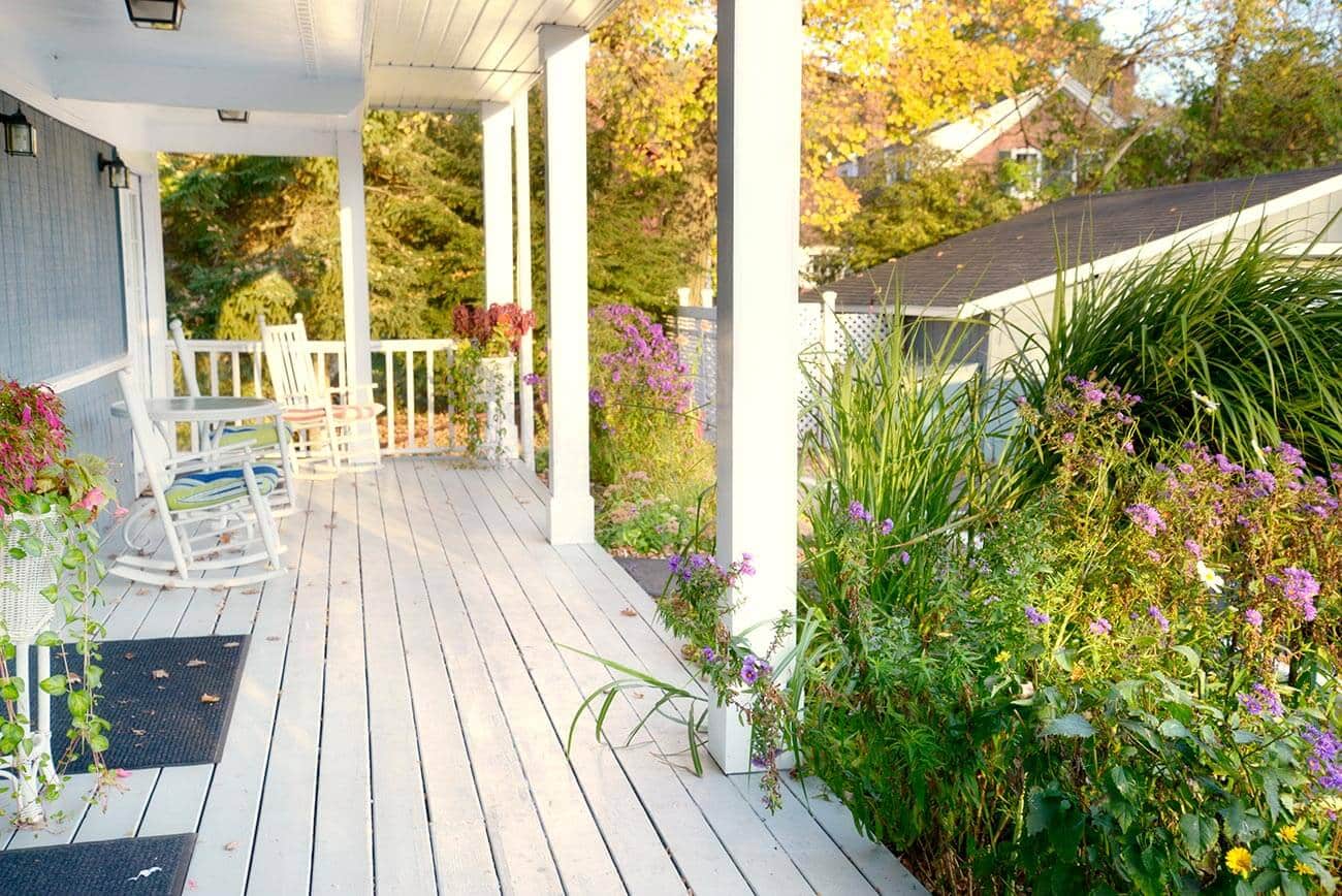 Hotel Porch